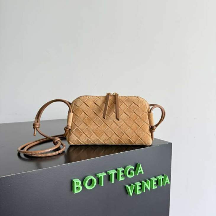 Picture of Bottega Veneta Handbags _SKUfw218529886fw